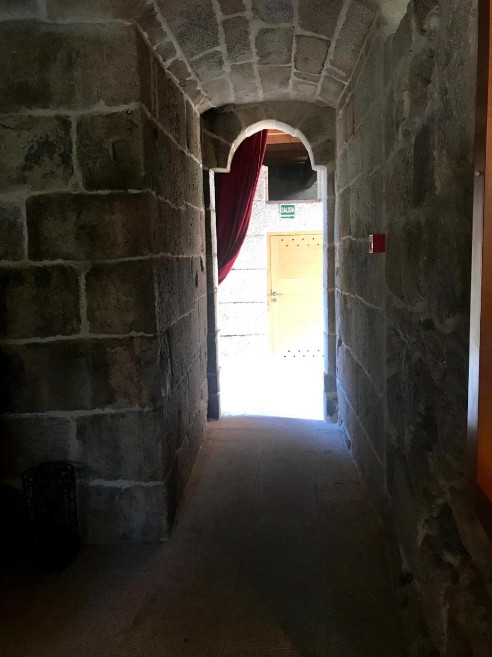 Hotel Monumento Castelo De Maceda Buitenkant foto